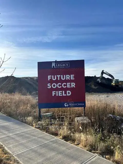 179 Legacy Glen Parade SE