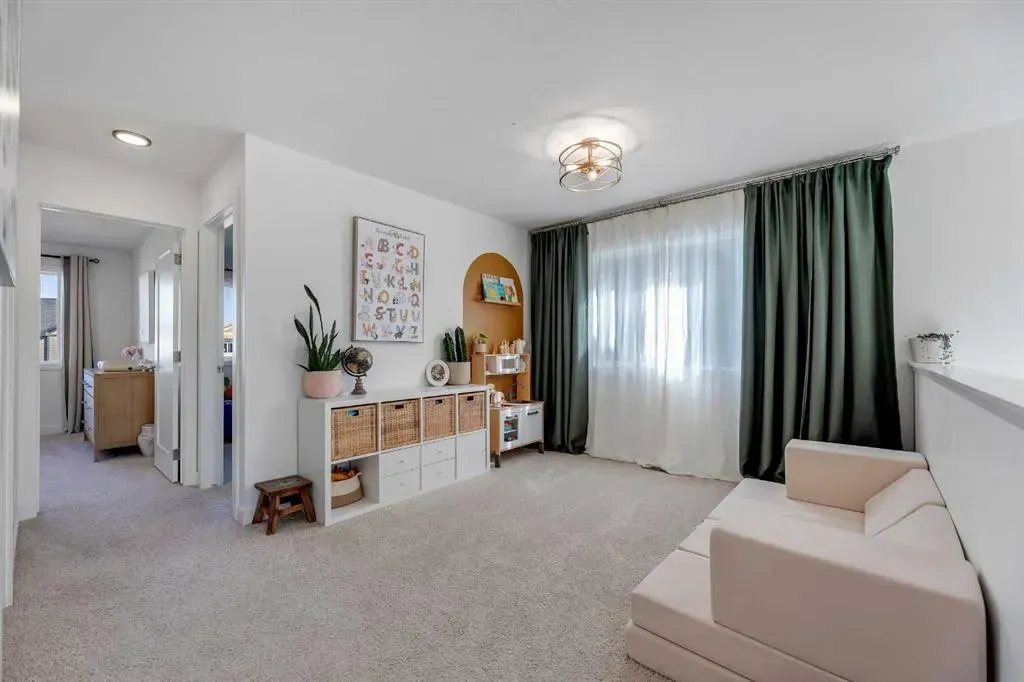 179 Legacy Glen Parade SE