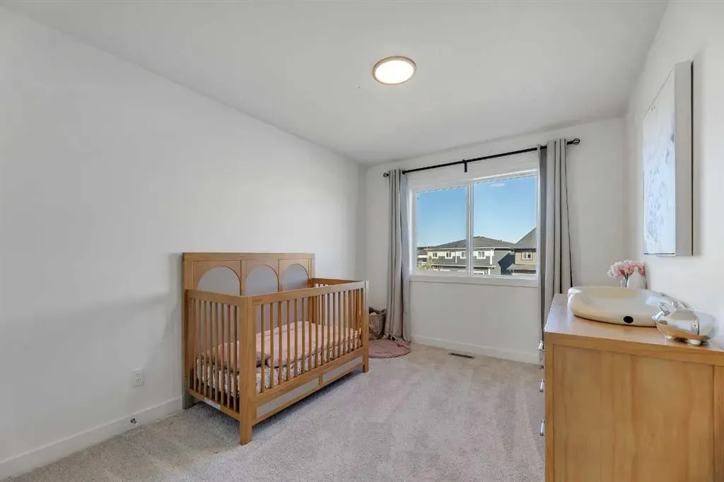 179 Legacy Glen Parade SE