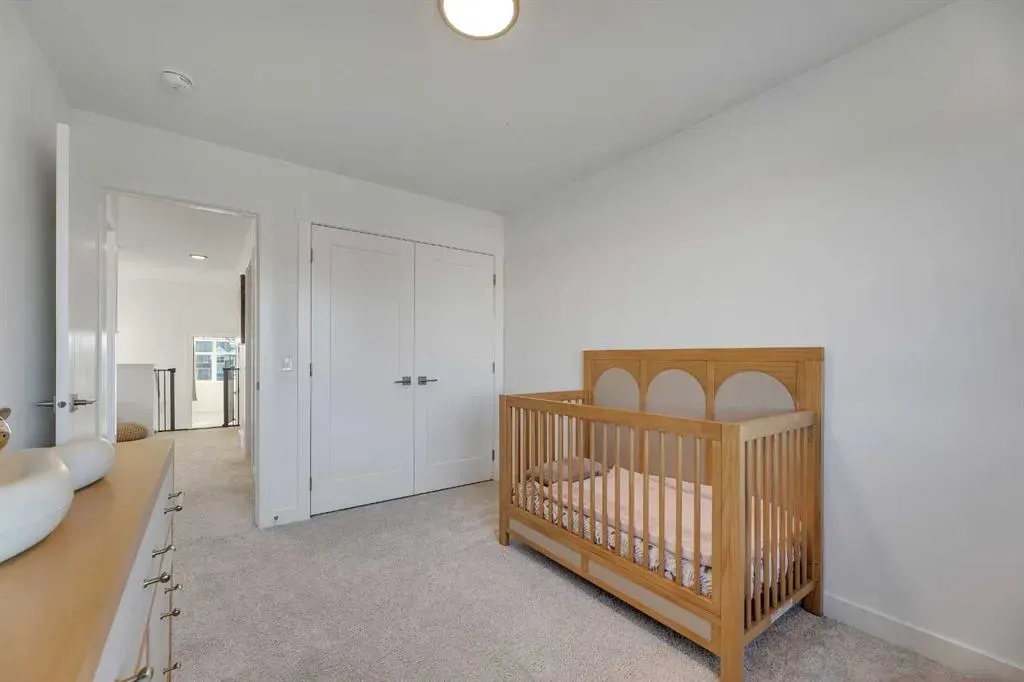 179 Legacy Glen Parade SE