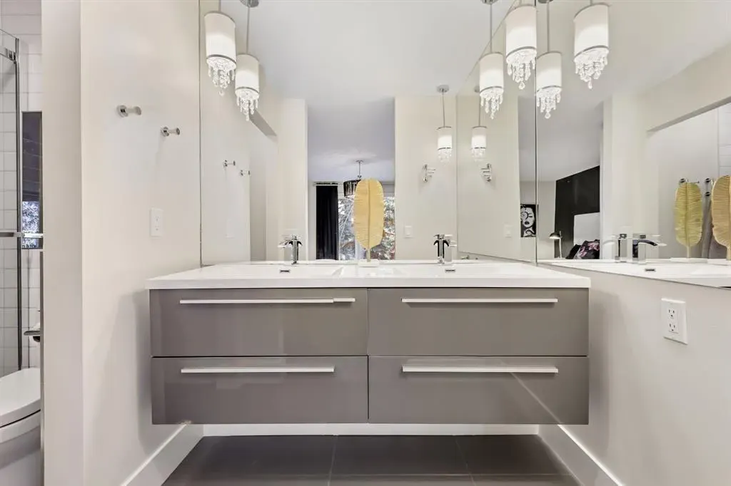 3131 63 Avenue SW, #203