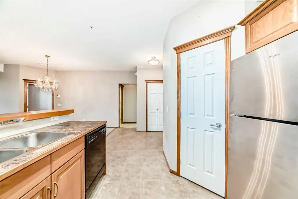 15 Everstone Drive SW, #237