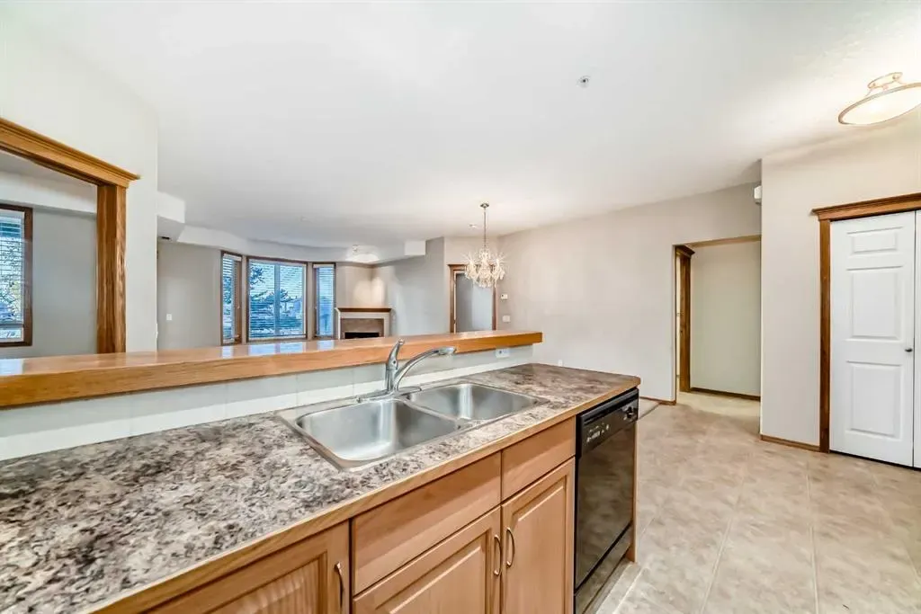 15 Everstone Drive SW, #237