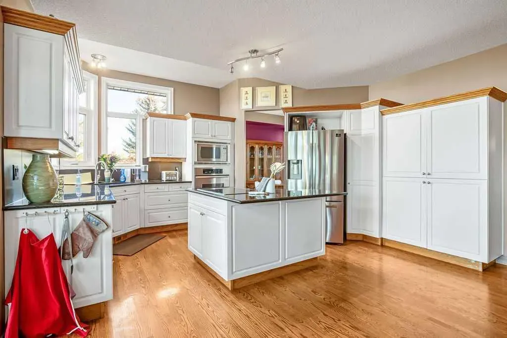 152 Douglas Woods Grove SE