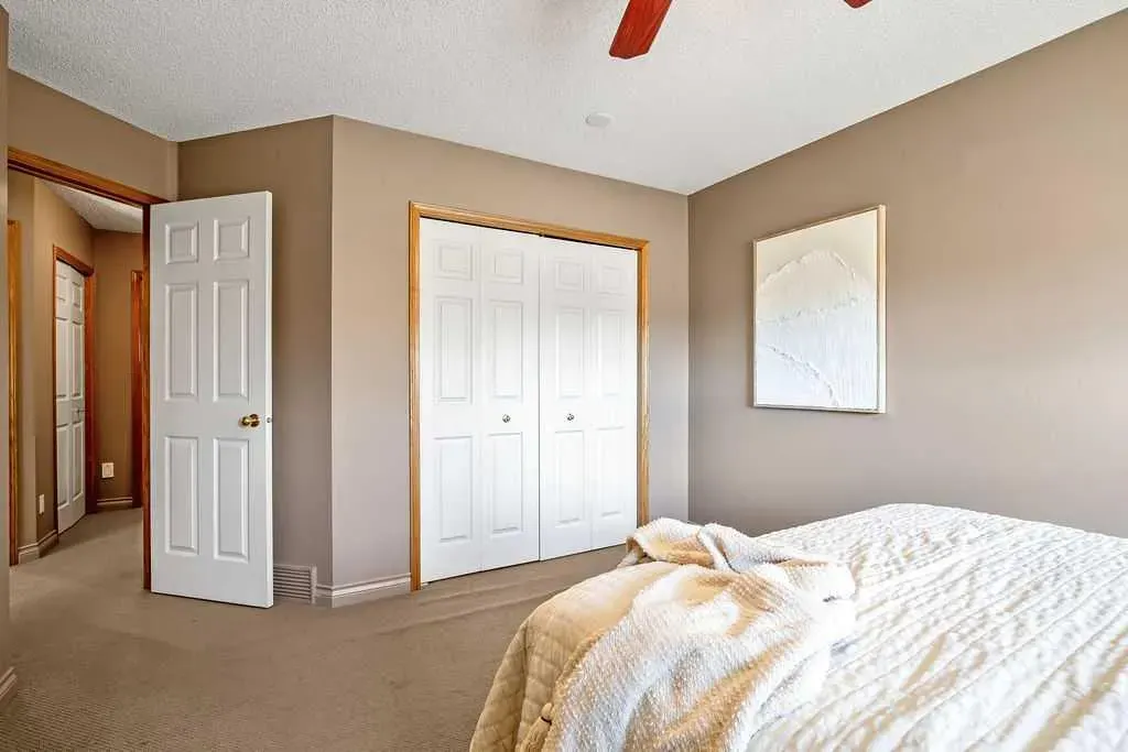 152 Douglas Woods Grove SE