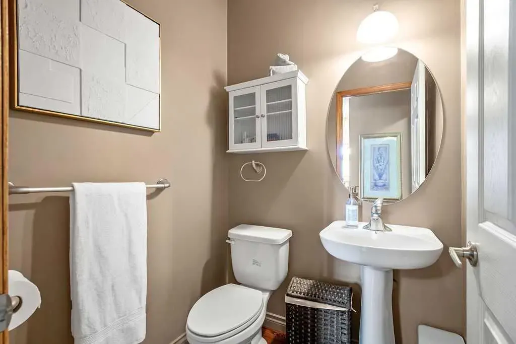 152 Douglas Woods Grove SE