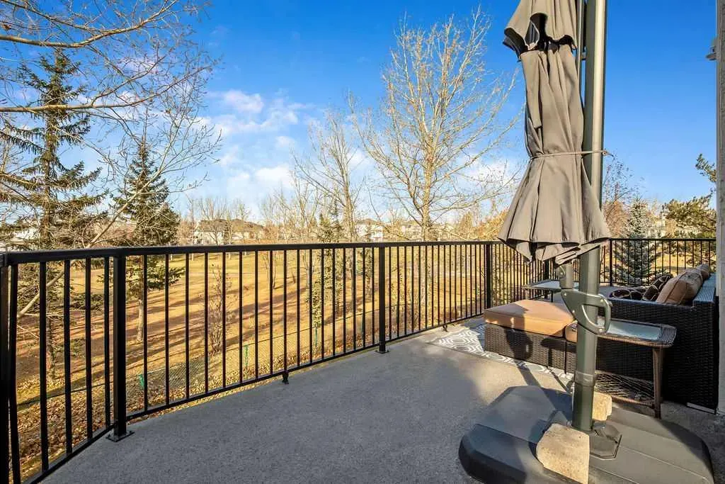 152 Douglas Woods Grove SE