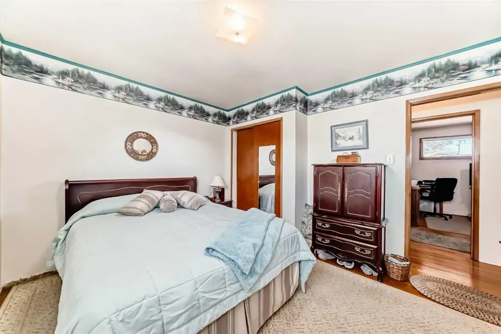 99 Westwood Drive SW