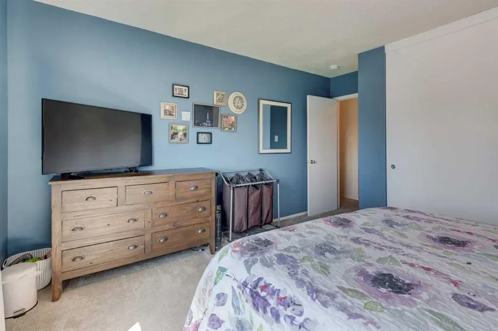 210 86 Avenue SE, #17