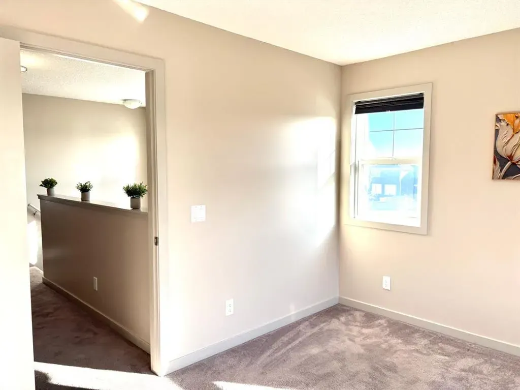 66 Evanscrest Terrace NW