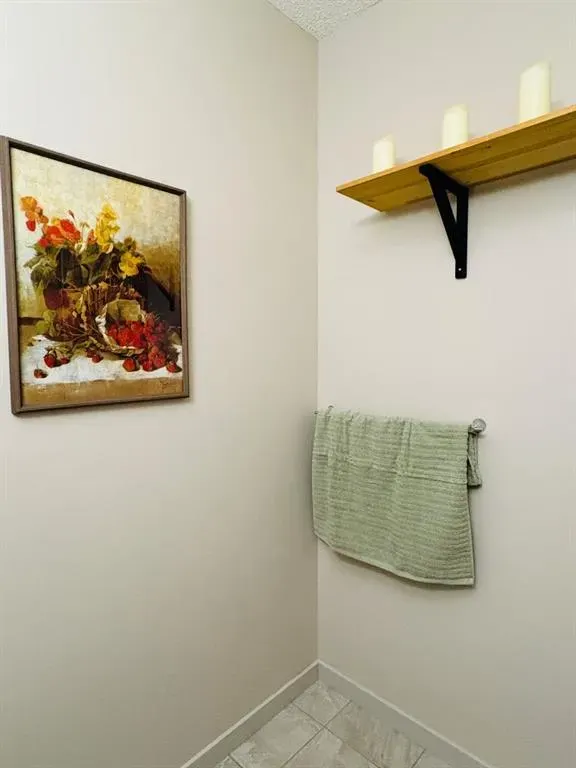 66 Evanscrest Terrace NW