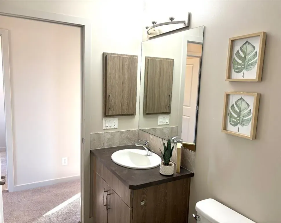 66 Evanscrest Terrace NW