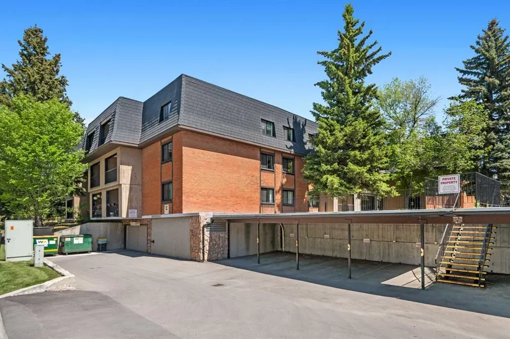 4001C 49 Street NW, #3201