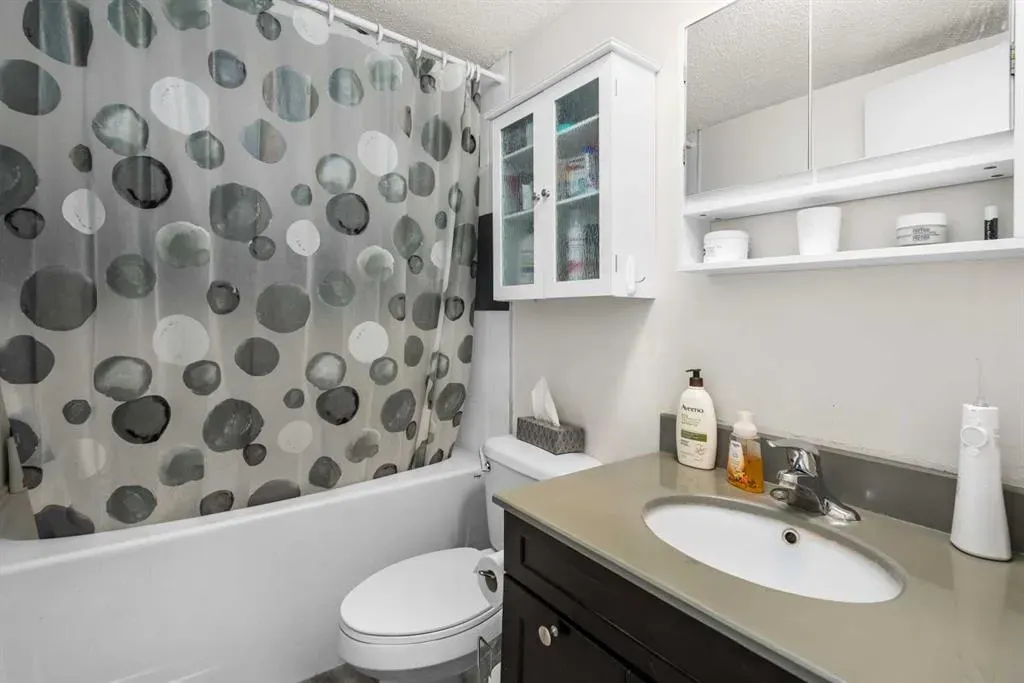 4001C 49 Street NW, #3201