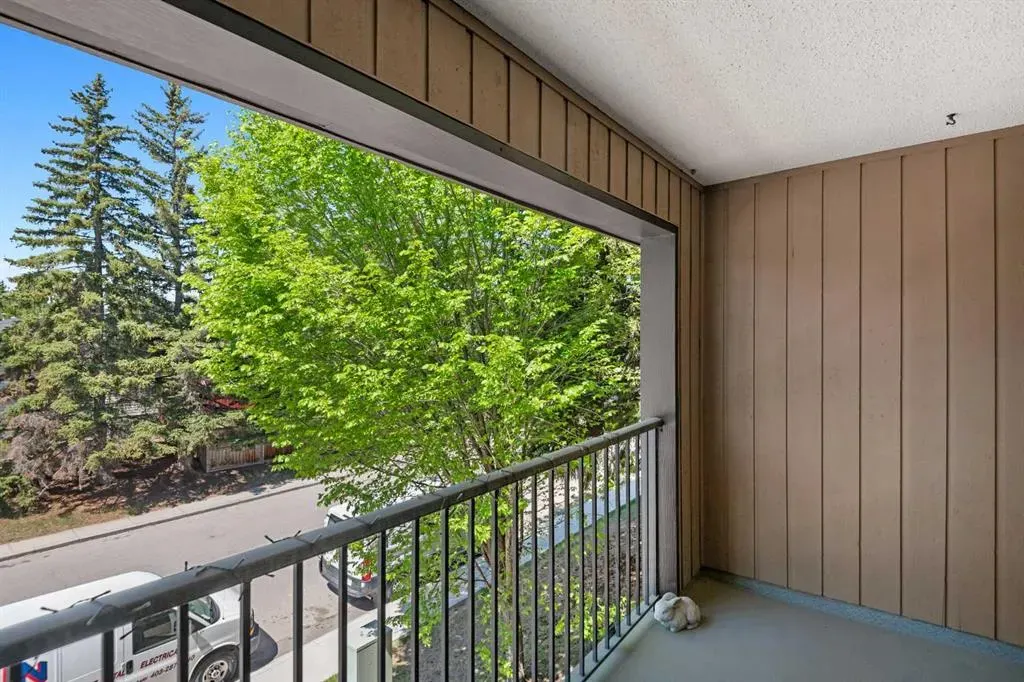 4001C 49 Street NW, #3201