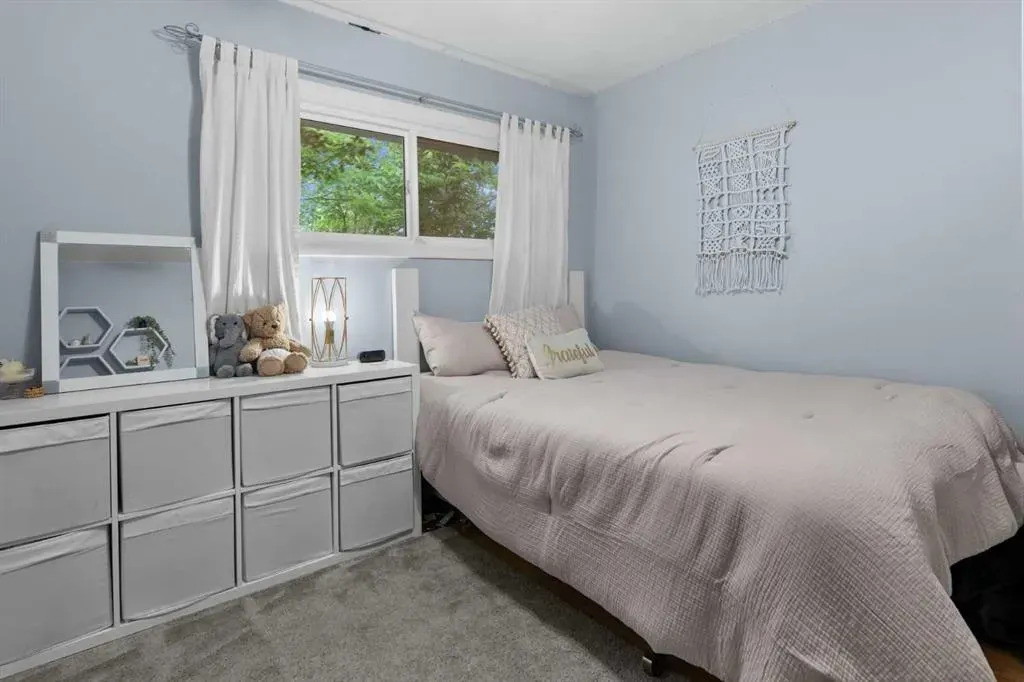 73 Cumberland Drive NW