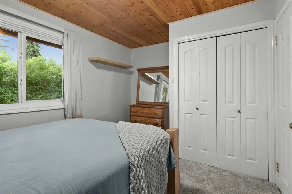 73 Cumberland Drive NW