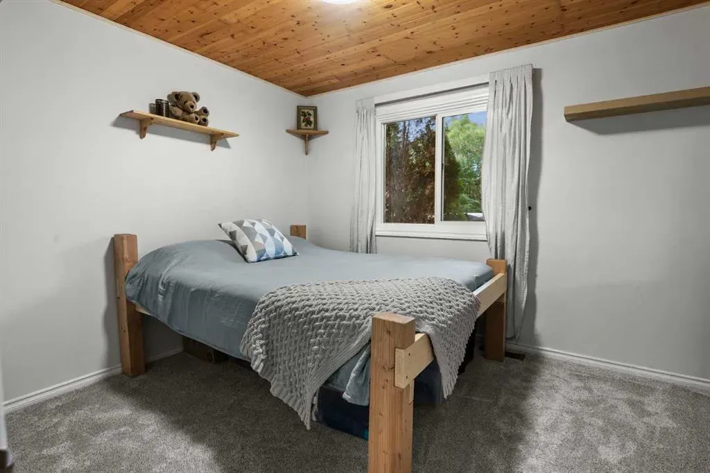 73 Cumberland Drive NW