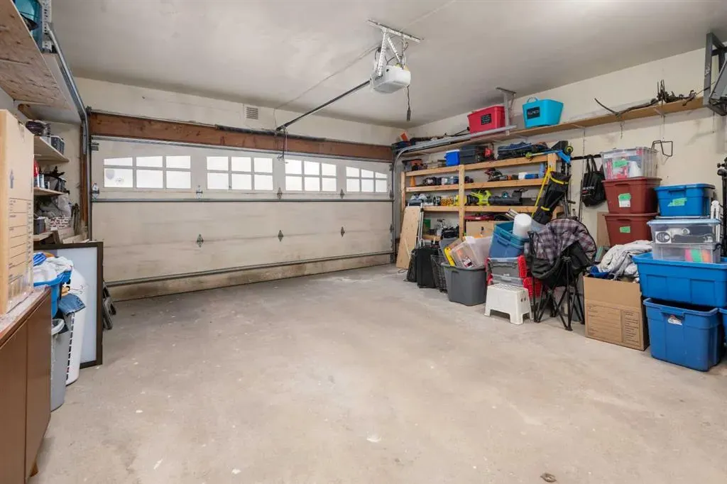 19 Deermoss Place SE