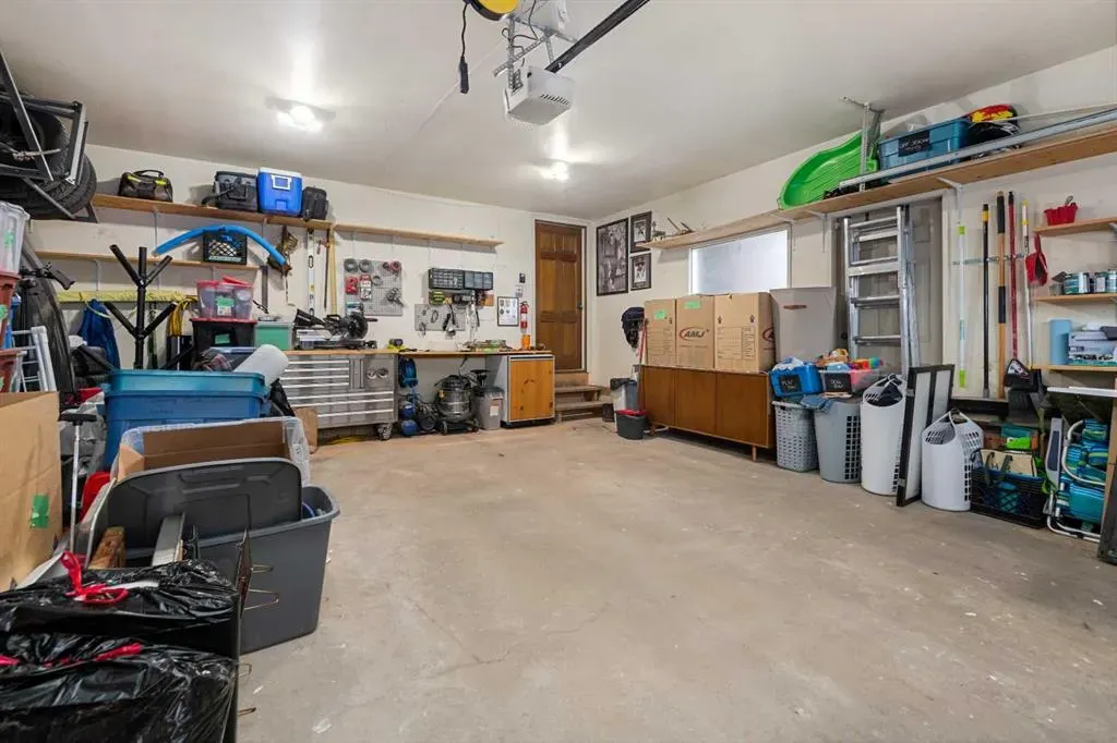 19 Deermoss Place SE