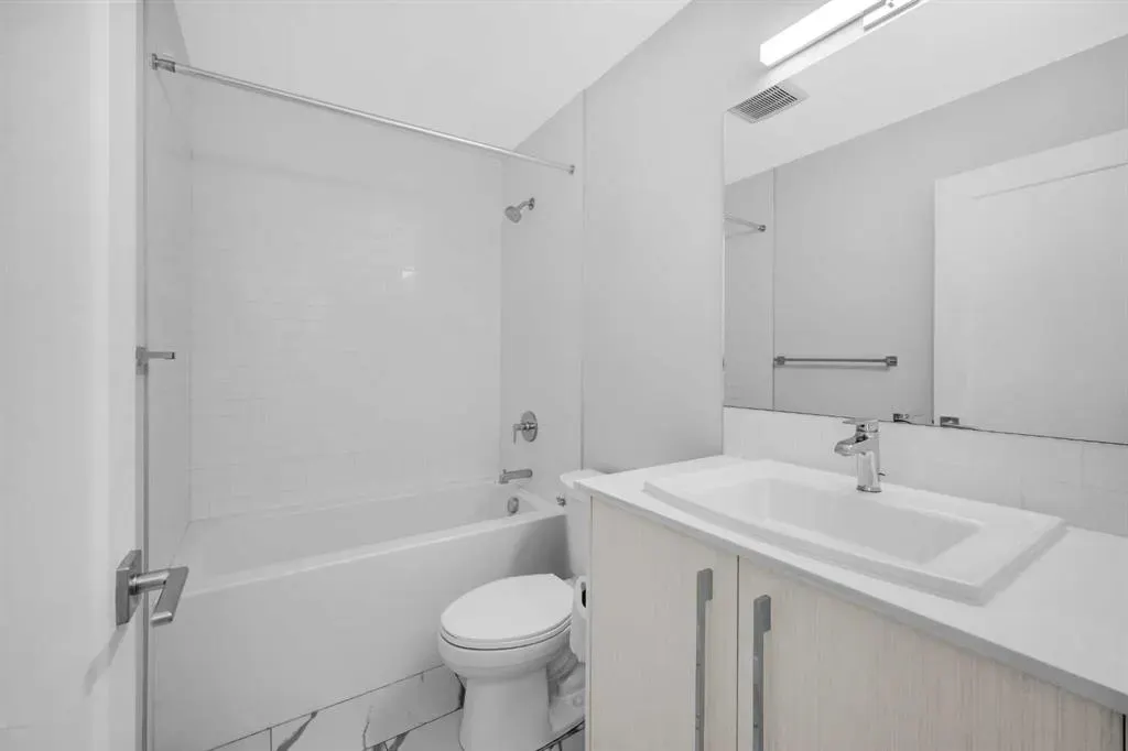 50 Cornerstone Passage NE, #105