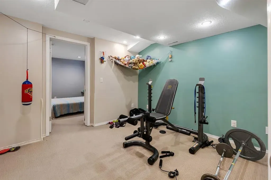 23 Millside Crescent SW