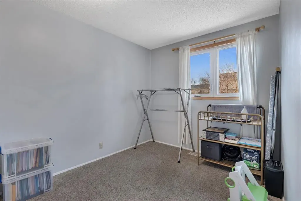 23 Millside Crescent SW