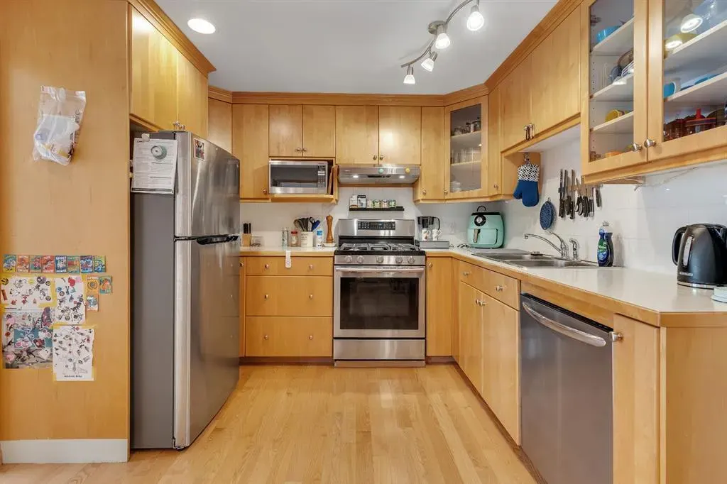 23 Millside Crescent SW