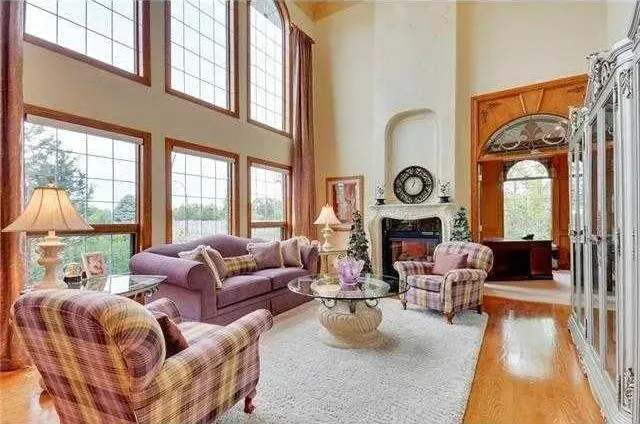 175 Pumpvalley Court SW