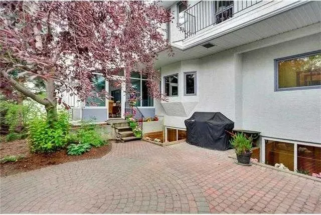 175 Pumpvalley Court SW