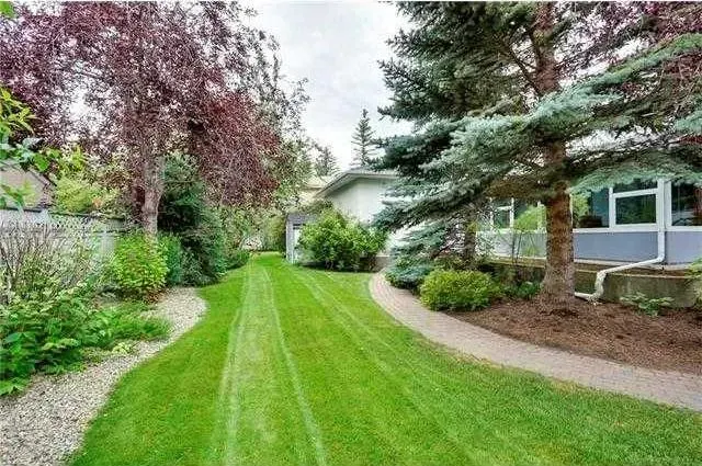 175 Pumpvalley Court SW