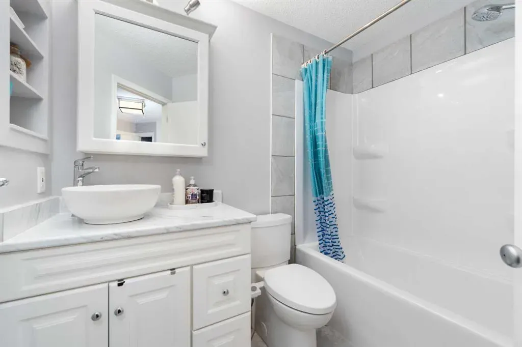 50 Tuscany Valley Rise NW