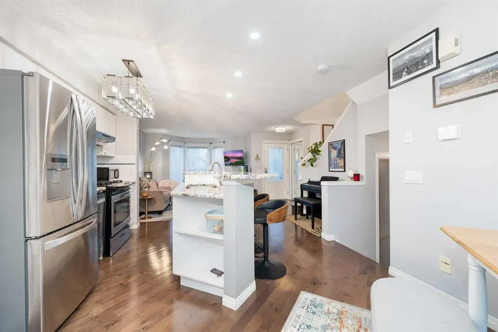 50 Tuscany Valley Rise NW