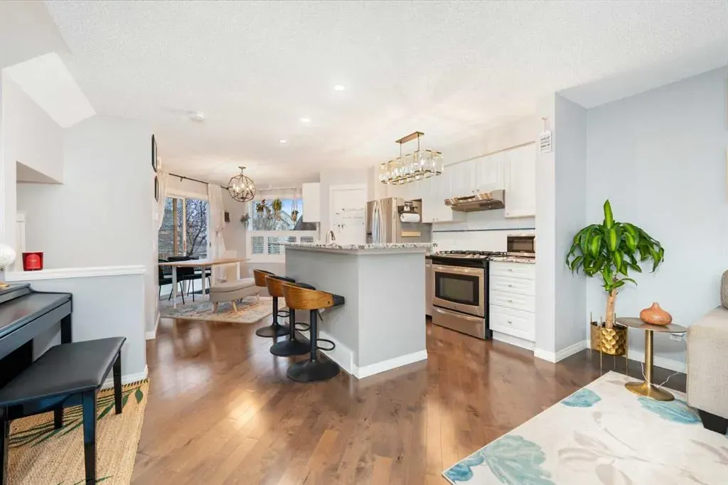 50 Tuscany Valley Rise NW