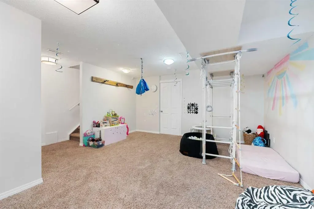 50 Tuscany Valley Rise NW