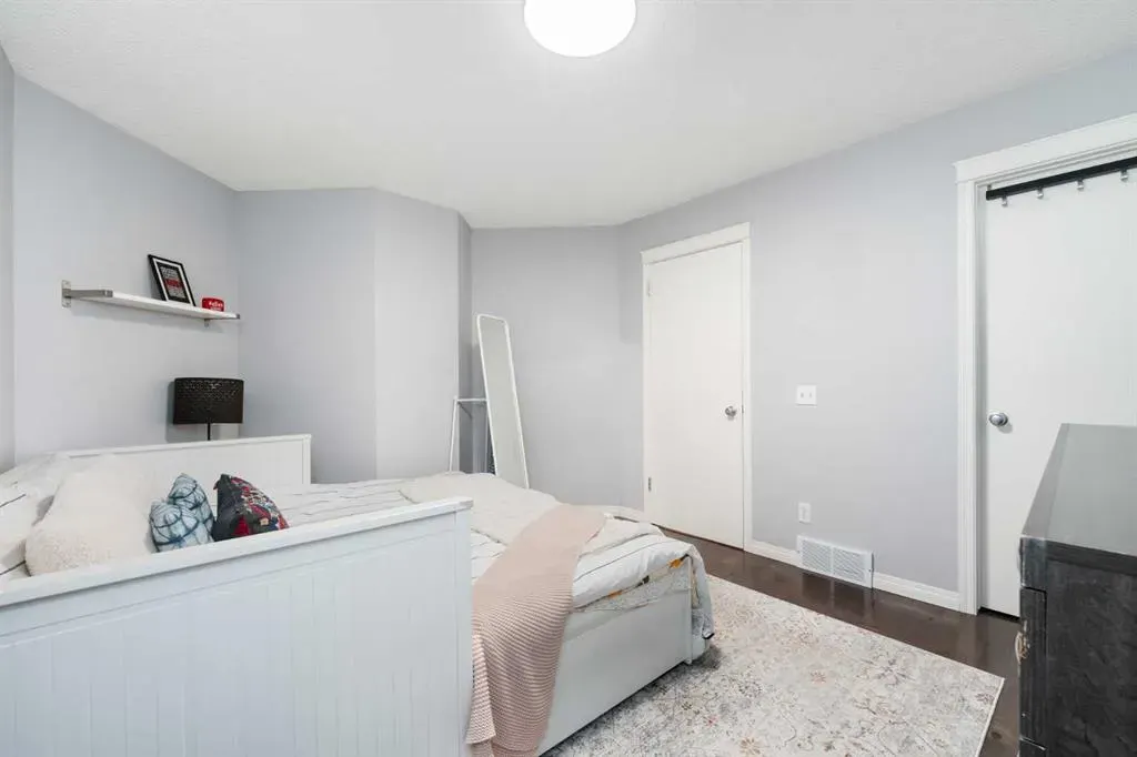 50 Tuscany Valley Rise NW