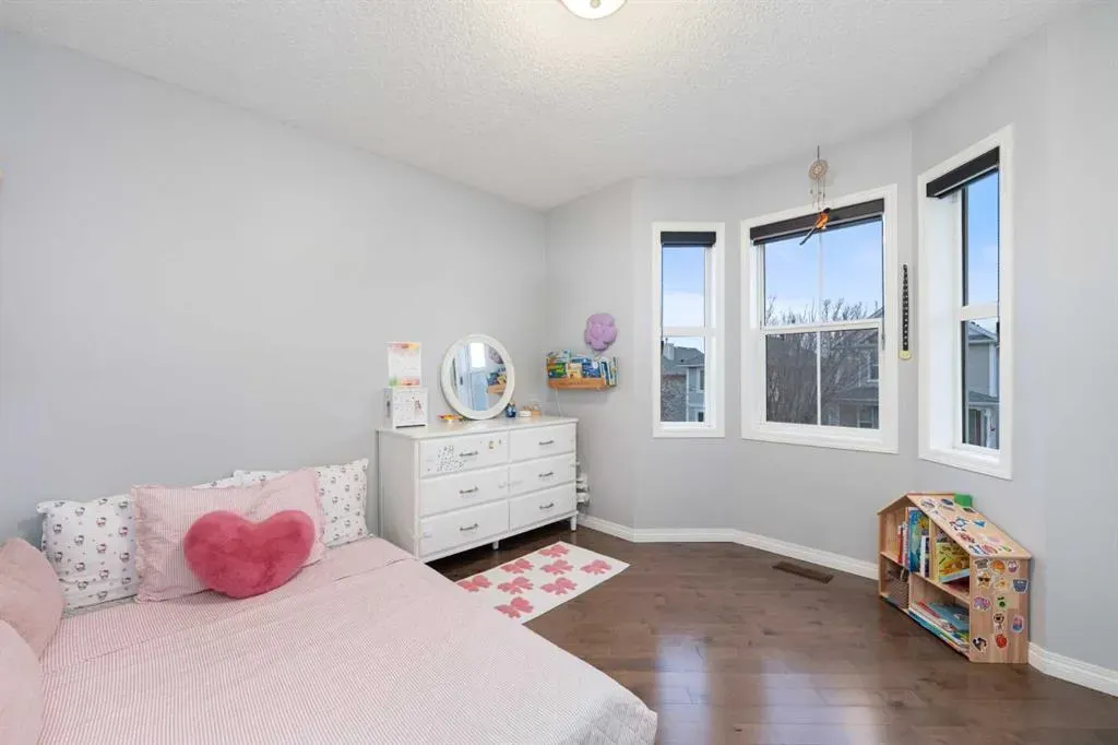 50 Tuscany Valley Rise NW