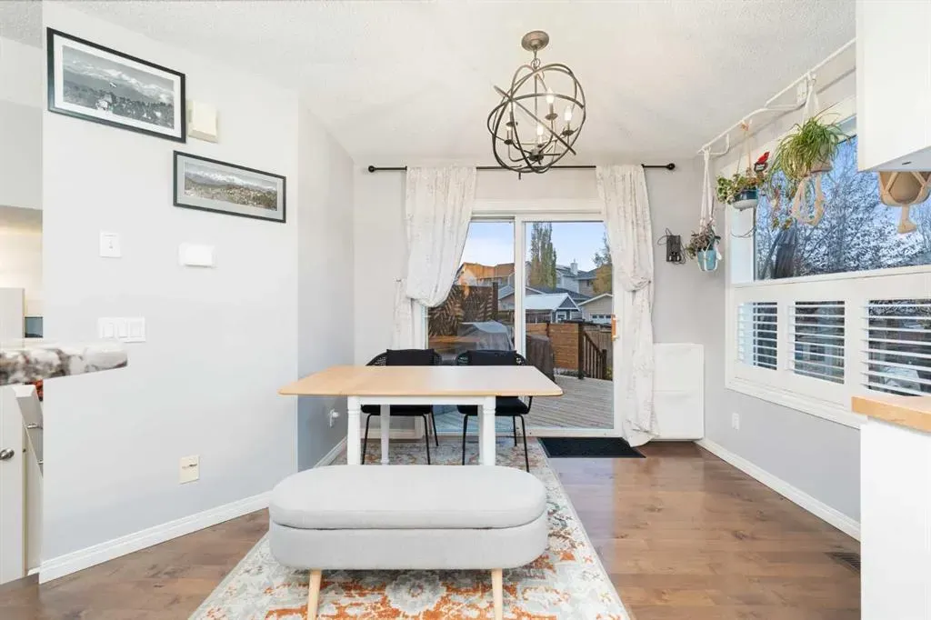 50 Tuscany Valley Rise NW