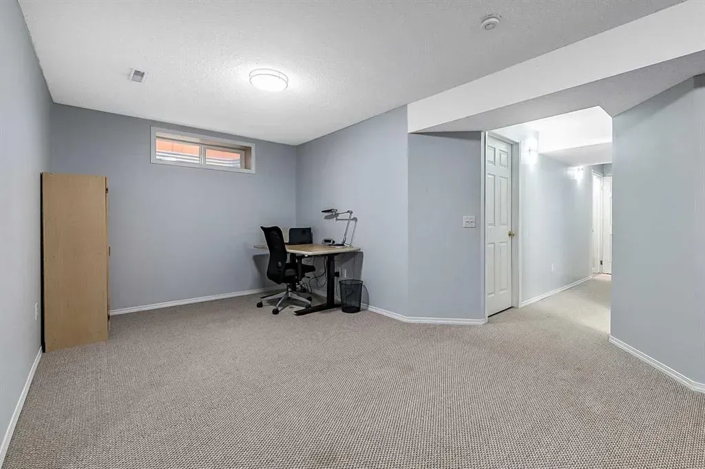 63 Bridlecreek Terrace SW