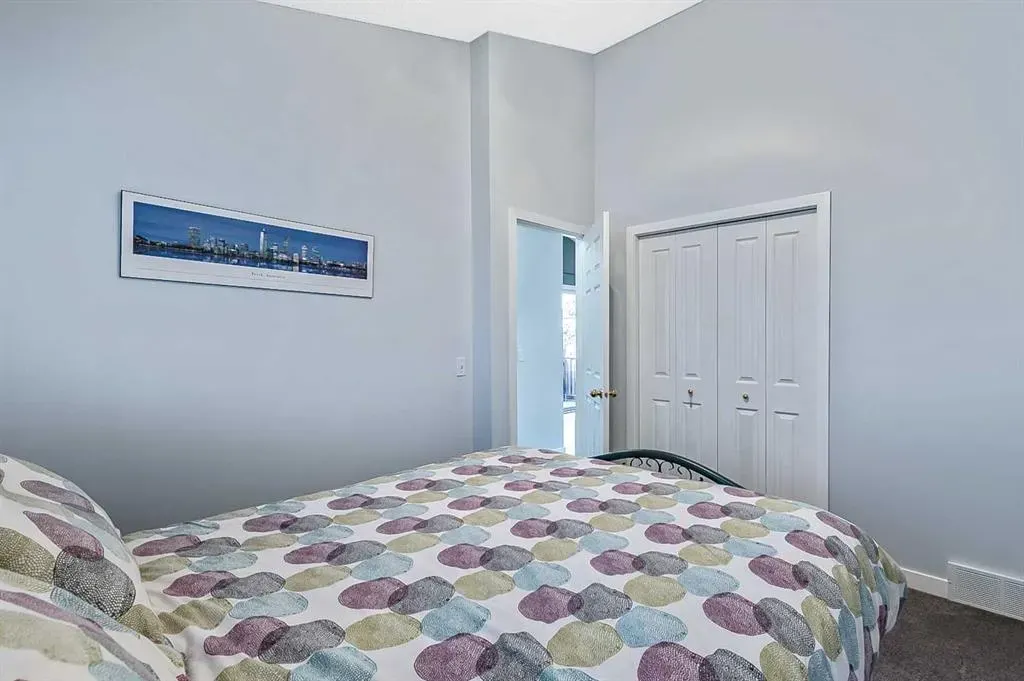 63 Bridlecreek Terrace SW