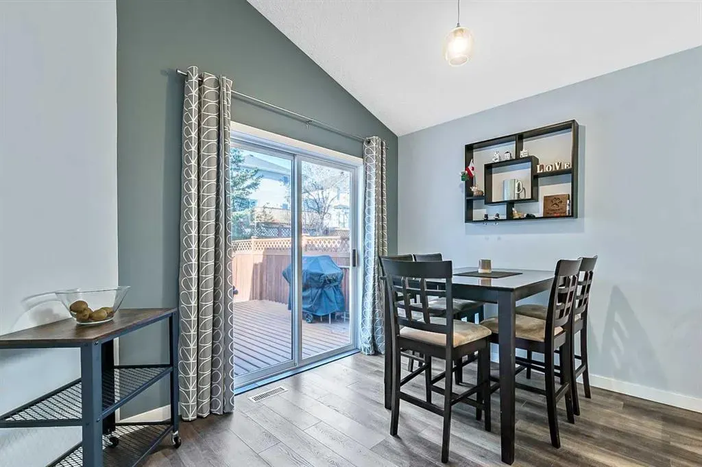 63 Bridlecreek Terrace SW