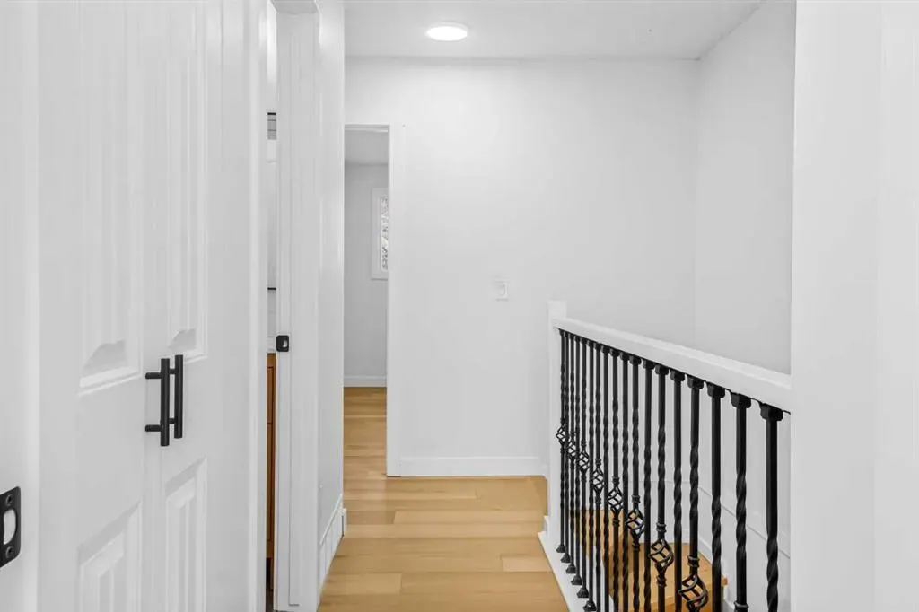 6632 Temple Drive NE