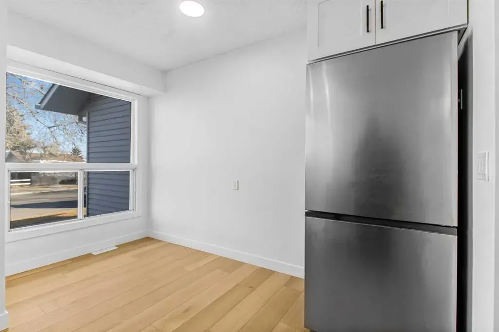 6632 Temple Drive NE