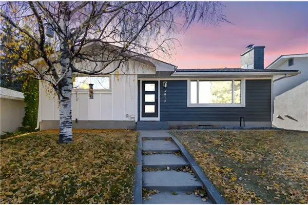 4812 Verona Drive NW