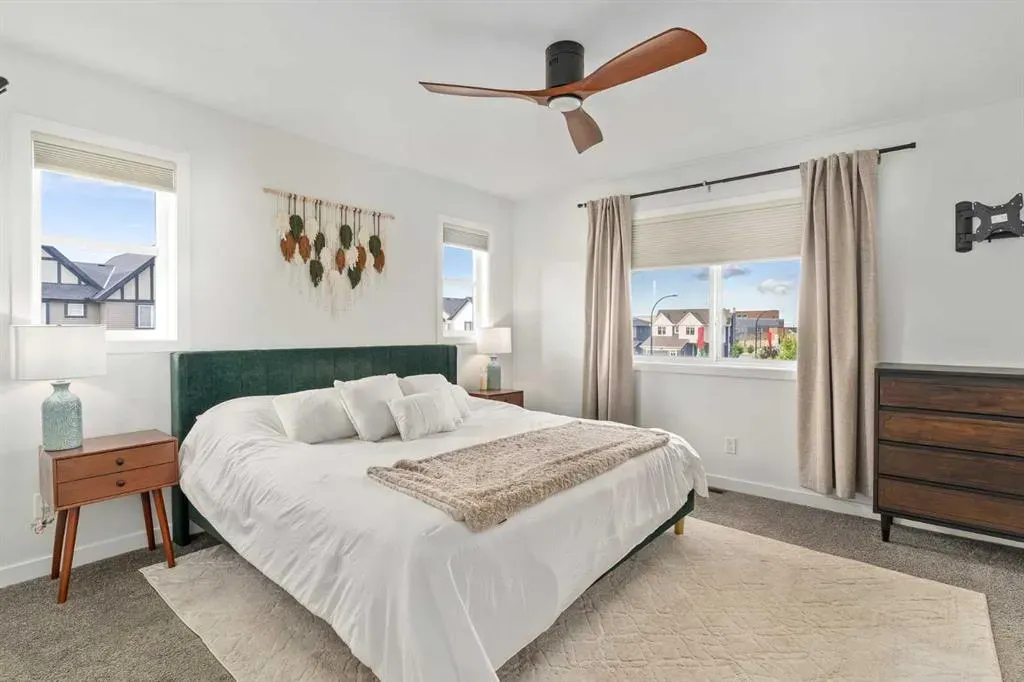 800 Reynolds Manor SW