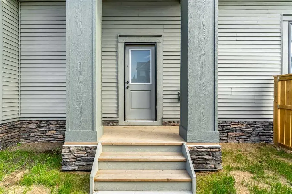 800 Reynolds Manor SW