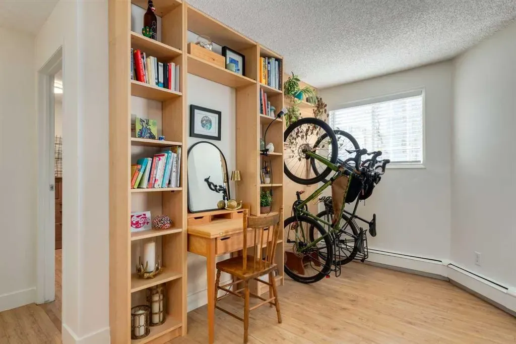 545 18 Avenue SW, #103