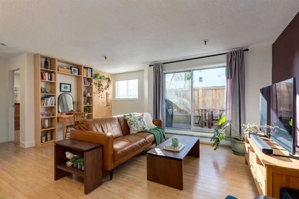 545 18 Avenue SW, #103