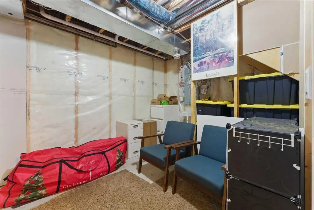 19 Sage Bank Road NW