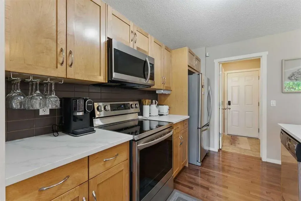 19 Sage Bank Road NW